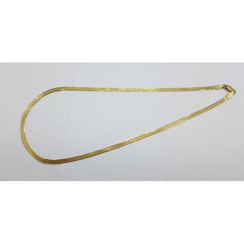 1136 - A 9ct gold necklace, 4.4g