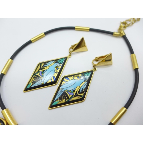 1145 - A Michaela Frey Team parrot necklace and matching earrings