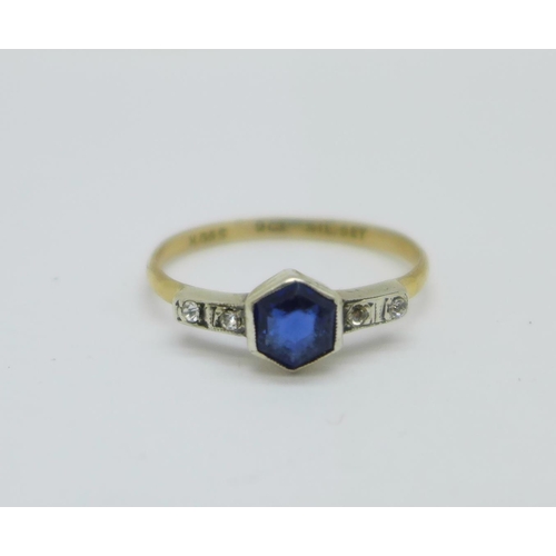 1164 - A 9ct gold, silver set blue and white stone ring, O