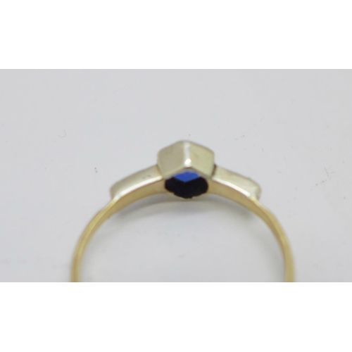 1164 - A 9ct gold, silver set blue and white stone ring, O