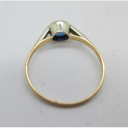 1166 - A 9ct gold and silver, blue and white stone ring, N