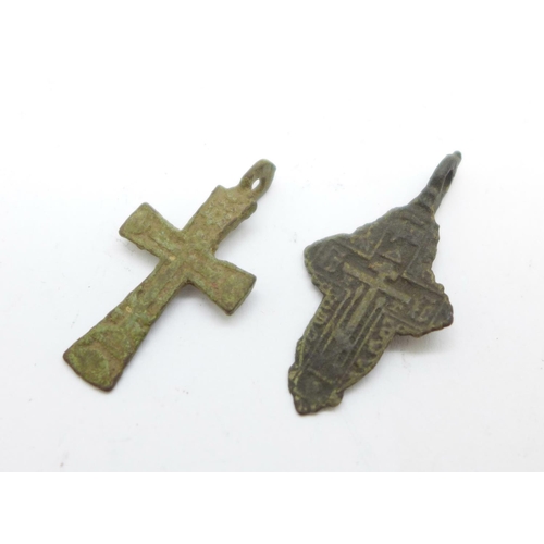 1170 - Two bronze crosses, found in Russia