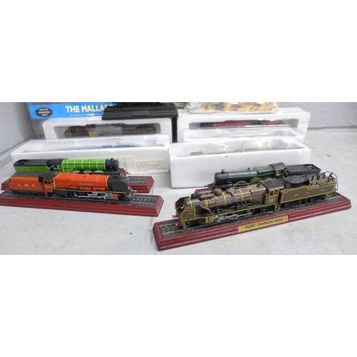 1206 - A collection of model railway locomotives for display, a book, a plaque and pictures **PLEASE NOTE T... 