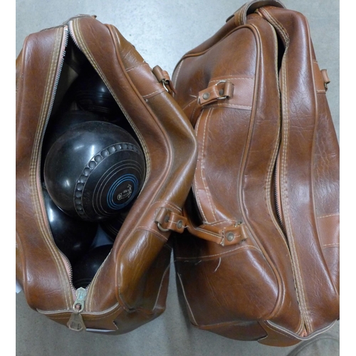 1262 - Two sets of four bowling woods **PLEASE NOTE THIS LOT IS NOT ELIGIBLE FOR POSTING AND PACKING**