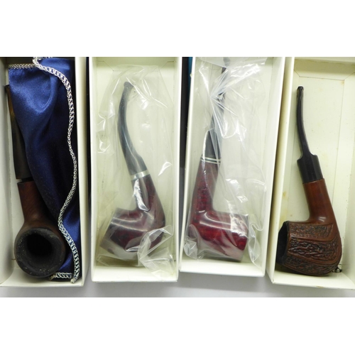 673 - Five pipes including Parker of London, boxed