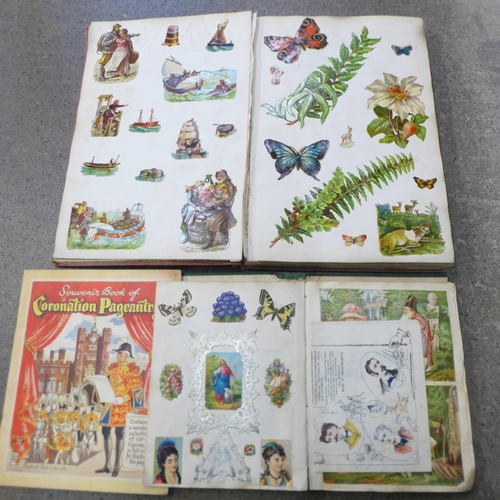 685 - Two albums of Victorian chromolithograph scraps