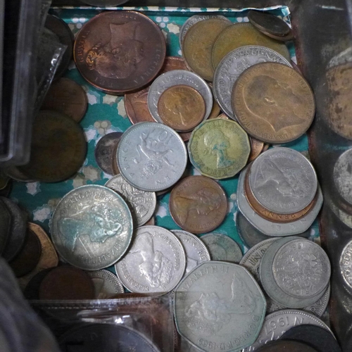 692 - A collection of coins including twenty-two crowns, British and foreign coins, etc., 3.6kg