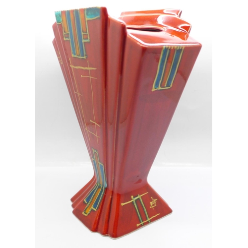 760 - Anita Harris Art pottery, fan vase in the Deco design, 23cm, Anita Harris signature in gold on the b... 