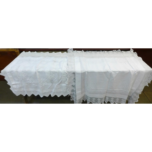 806 - A collection of antique lace, four table cloths, (38