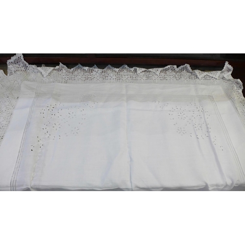 806 - A collection of antique lace, four table cloths, (38