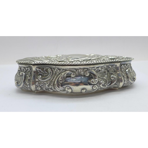 861 - A Victorian silver box with gilt interior, Chester 1896, William Neale, 130.6g, 15.5cm