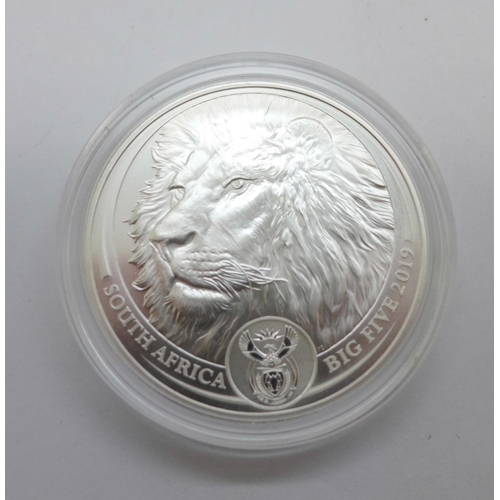 883 - A 1oz South African Mint The Big 5 coin, Lion 2019, .999 silver, cased