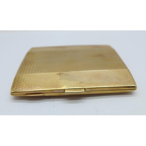 903 - A 9ct gold cigarette case, Birmingham 1925, 70.6g, 68mm x 82mm