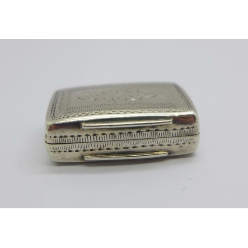 914 - A William IV silver vinaigrette, Edward Smith, Birmingham 1832