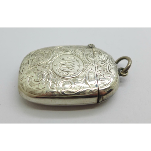 917 - A Victorian silver vesta case