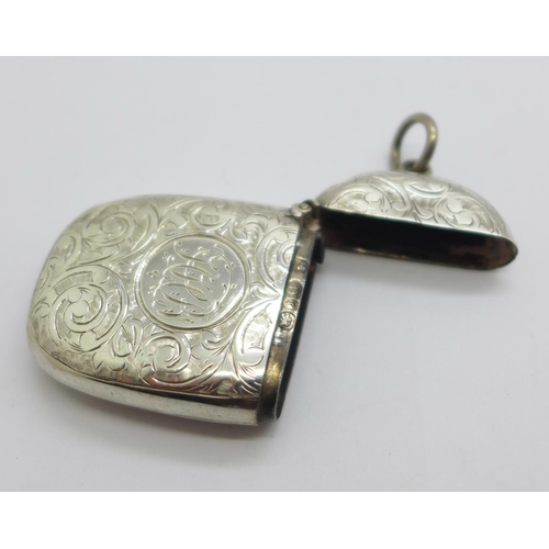 917 - A Victorian silver vesta case