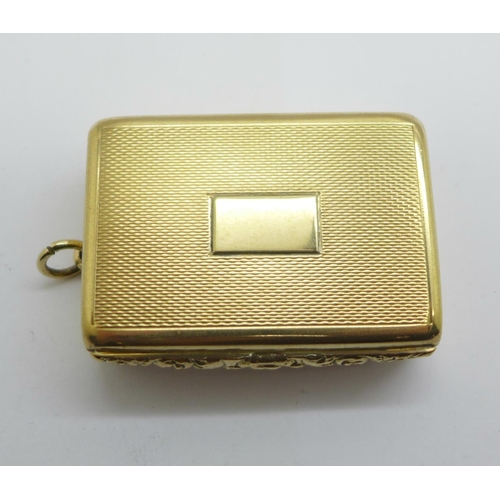 920 - A hallmarked 9ct gold snuff box, Birmingham 1953, 35g, width 44mm, shallow dent to one side