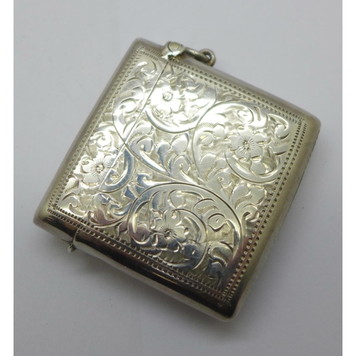 931 - A silver vesta case, Birmingham 1914, Smith & Bartlam