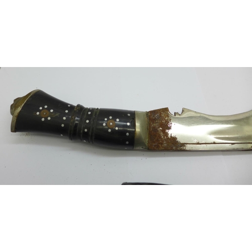 937 - A kukri with scabbard