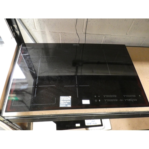 3083 - Zanussi glass induction hob (780 x 520) * This lot is subject to VAT