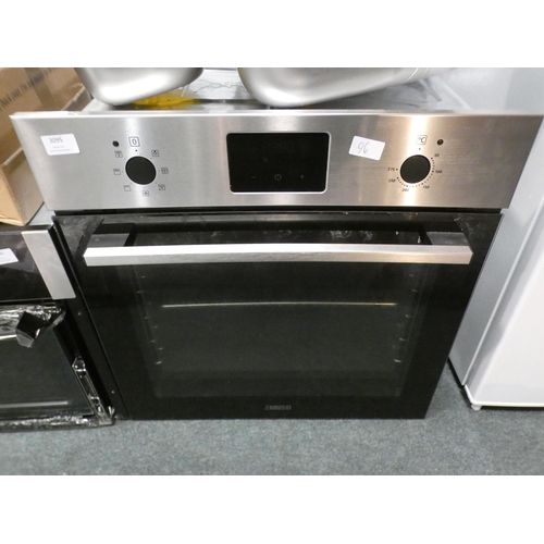 3095 - Zanussi H589xW594xD568 Single Oven - model no.:- UNKNOWN, RRP £771 inc. VAT * This lot is subject to... 