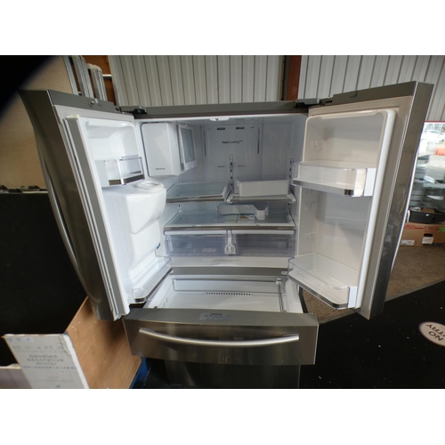 3212 - Samsung American Style Freestanding Fridge Freezer H1777xW908xD788 , model no.:-RF24FSEDBSR/EU, RRP ... 