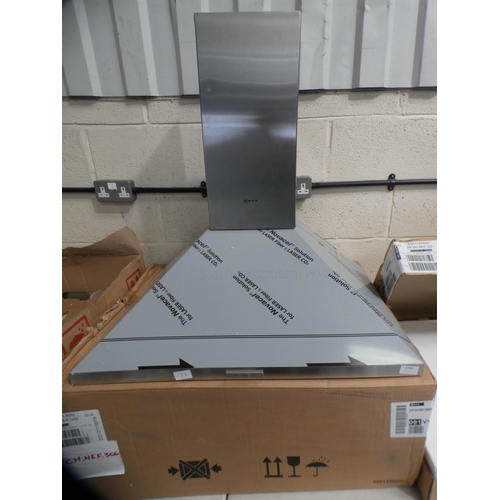 3308 - Neff H799xW750xD500 Chimney Cooker Hood - Stainless Steel - model no.:- D72PBC0N0B, RRP £259 inc. VA... 