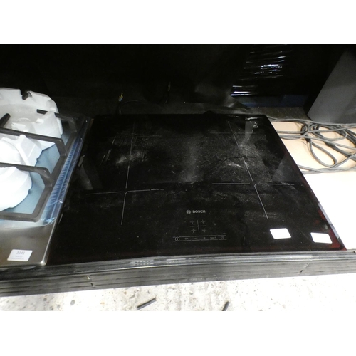 3342 - Bosch  Induction 4 Zone Hob H49xW592xD522, model no.:-PIE651BB1E, RRP £532.5 inc. VAT - slight mark ... 