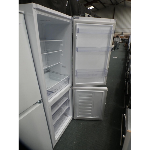 3371 - Beko CSP3685W 60/40 Fridge Freezer - White - model no.:- 0, RRP £307.5 inc. VAT * This lot is subjec... 