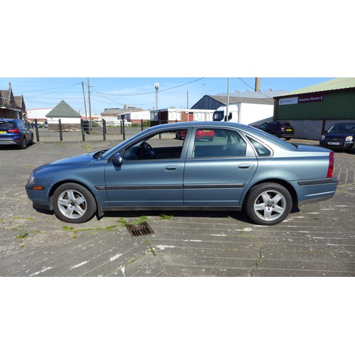 2672 - Volvo S80 2.5ltr  Auto 4 door saloon,  MOT till 28.10.21 – Mileage 98,474, Reg  OU02 RVX - On instru... 