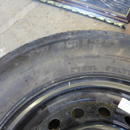 2107 - 2 Tyres (175R13c)