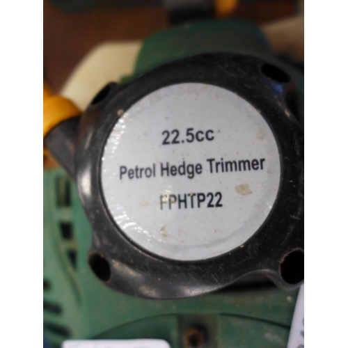 2496 - 22.5cc Petrol hedge cutter