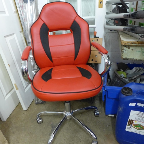 2544 - Red leatherette gaming/office chair - unused