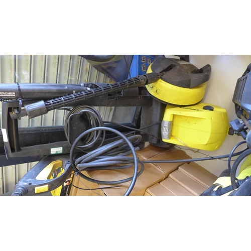 2583 - Karcher B302 with patio cleaner & 3 nozzles - W