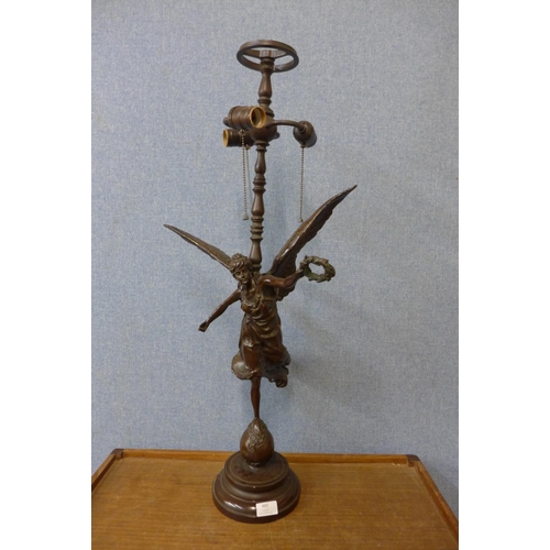 465 - A French style bronze table lamp