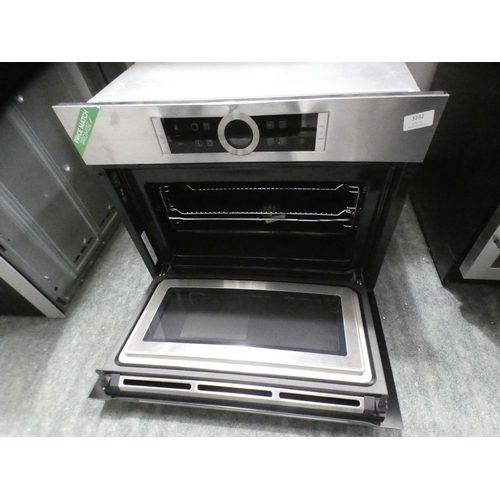 3423 - Bosch Built-In Oven * This lot is subject to VAT