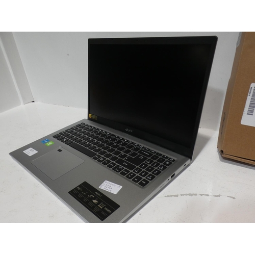 3077 - Acer Aspire 5 15.6