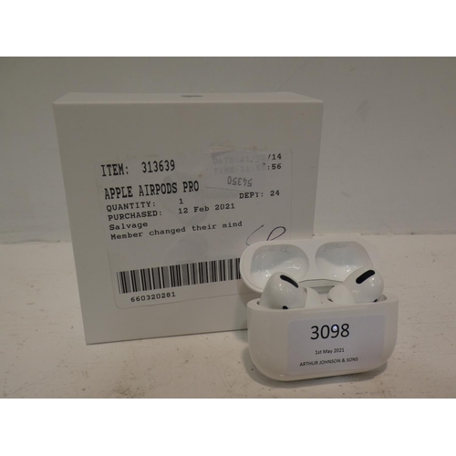 3098 - Pair of Apple Airpods Pro, RRP £189.99 + VAT         (220-270) * This lot is subject to VAT