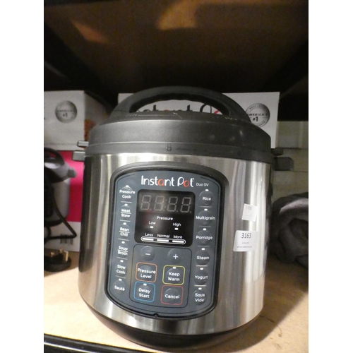 3163 - Instant Pot Duo 9 In 1    (220-363) * This lot is subject to VAT