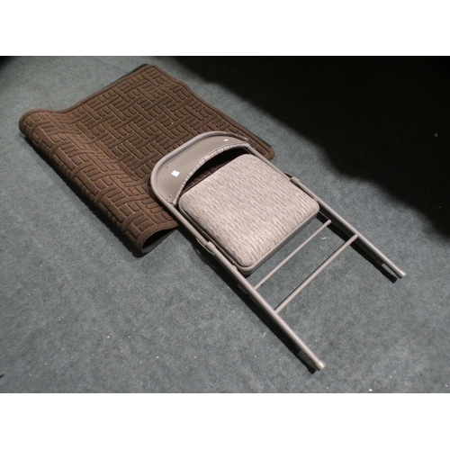 3195 - Padded Folding Chair and Apache Mills Commercial Mat      (220-50, 72) * This lot is subject to VAT