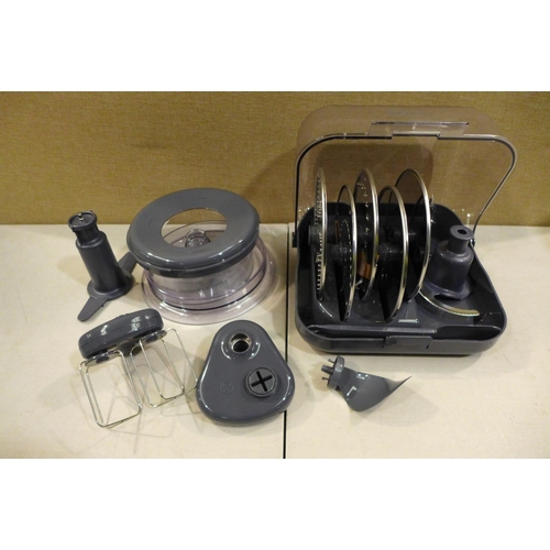 3230 - Kenwood Multipro Fpm810 Food Processor, RRP £166.66 + VAT   (220-339) * This lot is subject to VAT