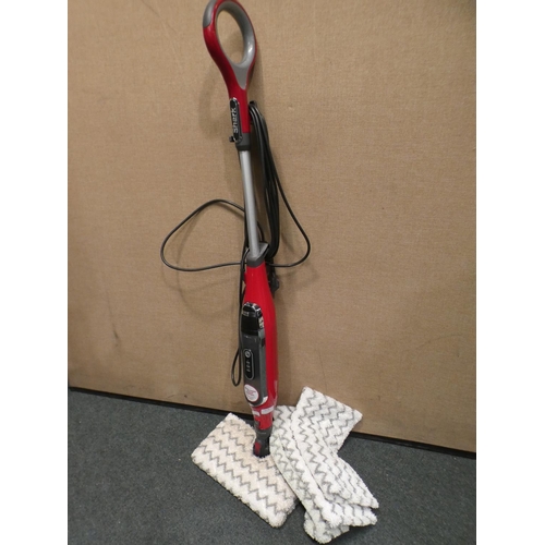 3278 - Shark Steam Mop, RRP £109.99 + VAT          (220-183) * This lot is subject to VAT