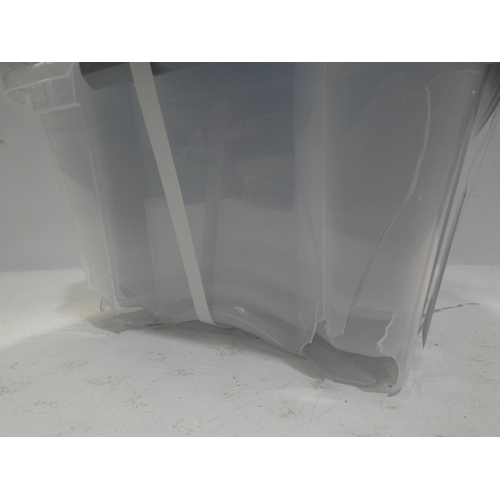 3286 - Iris 15L Storage Box 6Pk  (220-268) - damaged * This lot is subject to VAT