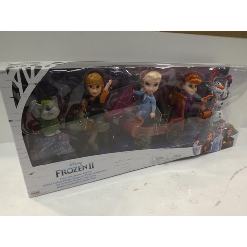 3314 - Disney Frozen II Gift Set (220-260) * This lot is subject to VAT