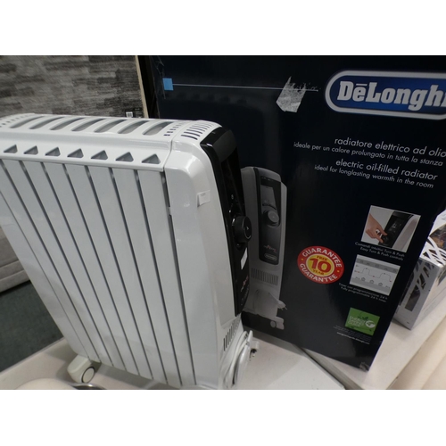 3317 - Delonghi Dragon 4 Pro Radiator  (220-249) * This lot is subject to VAT