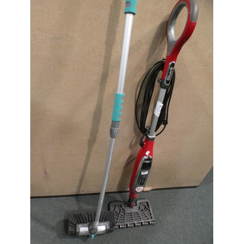 3335 - Autospa Washbrush and Shark Steam Mop        (220-34) * This lot is subject to VAT