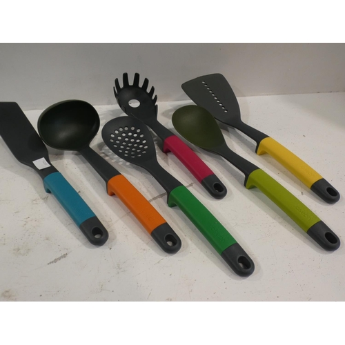 3368 - Joseph Joseph Elevate Tools and Taylor Glass Digi Scale    (220-125, 134) * This lot is subject to V... 