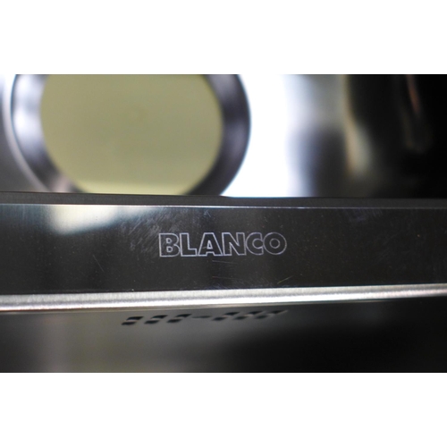 3437 - Ecuador 1.5 Bowl RVS U/mount Stainless Steel 430x582 , model no.:-BL453665, RRP £207.5 inc. VAT * Th... 