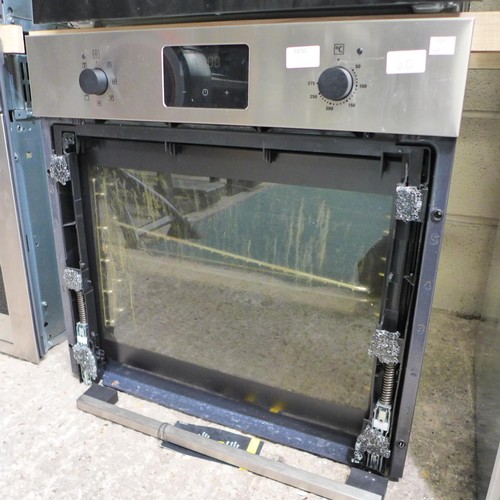 3450 - Zanussi H589xW594xD568 Single Oven - model no.:- UNKNOWN, RRP £385.5 inc. VAT * This lot is subject ... 