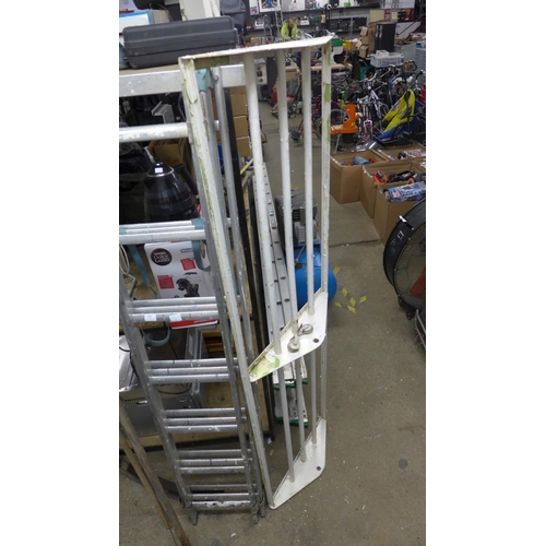 2485 - Large clothing rack/dolly plus pulley fittings